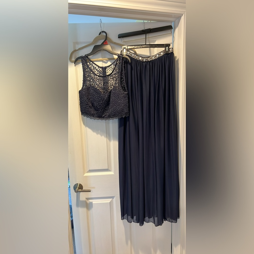 Stunning 2 piece long dress My Michelle Navy size 7 slit   jewels and lace